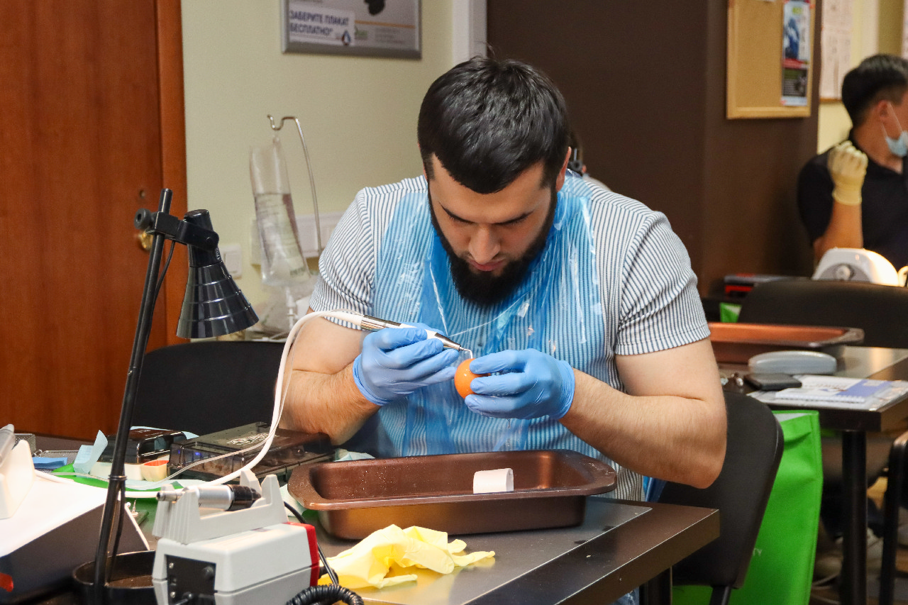 Продвинутый курс по имплантации. Костная пластика и синус-лифтинг