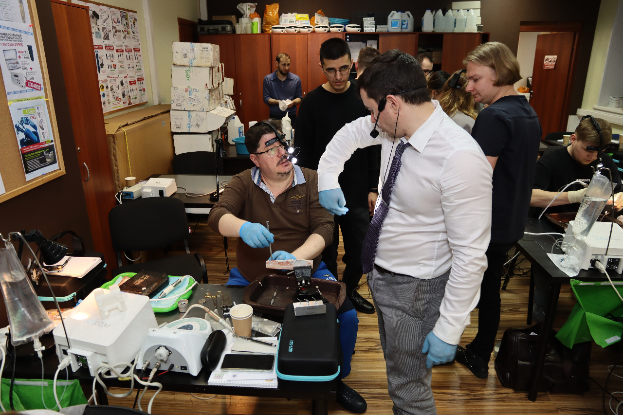 Продвинутый курс по имплантации: костная пластика и синус-лифтинг