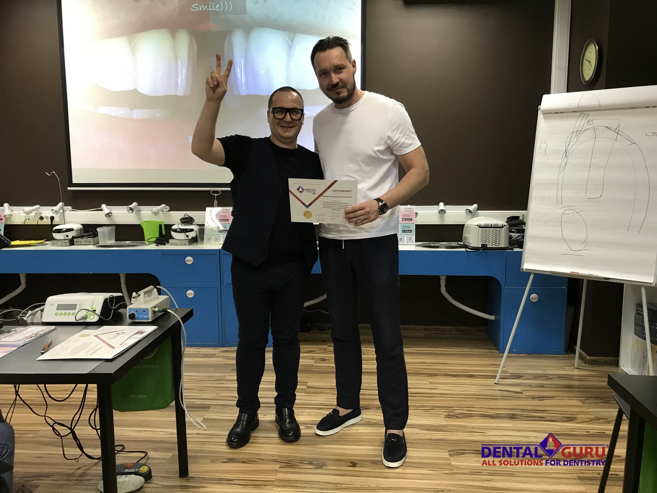 25.06.2021 Стоматологическая реабилитация с помощью ангулированных имплантатов. Имплантация на 4-х имплантатах. Физиологическое и анатомическое обоснование