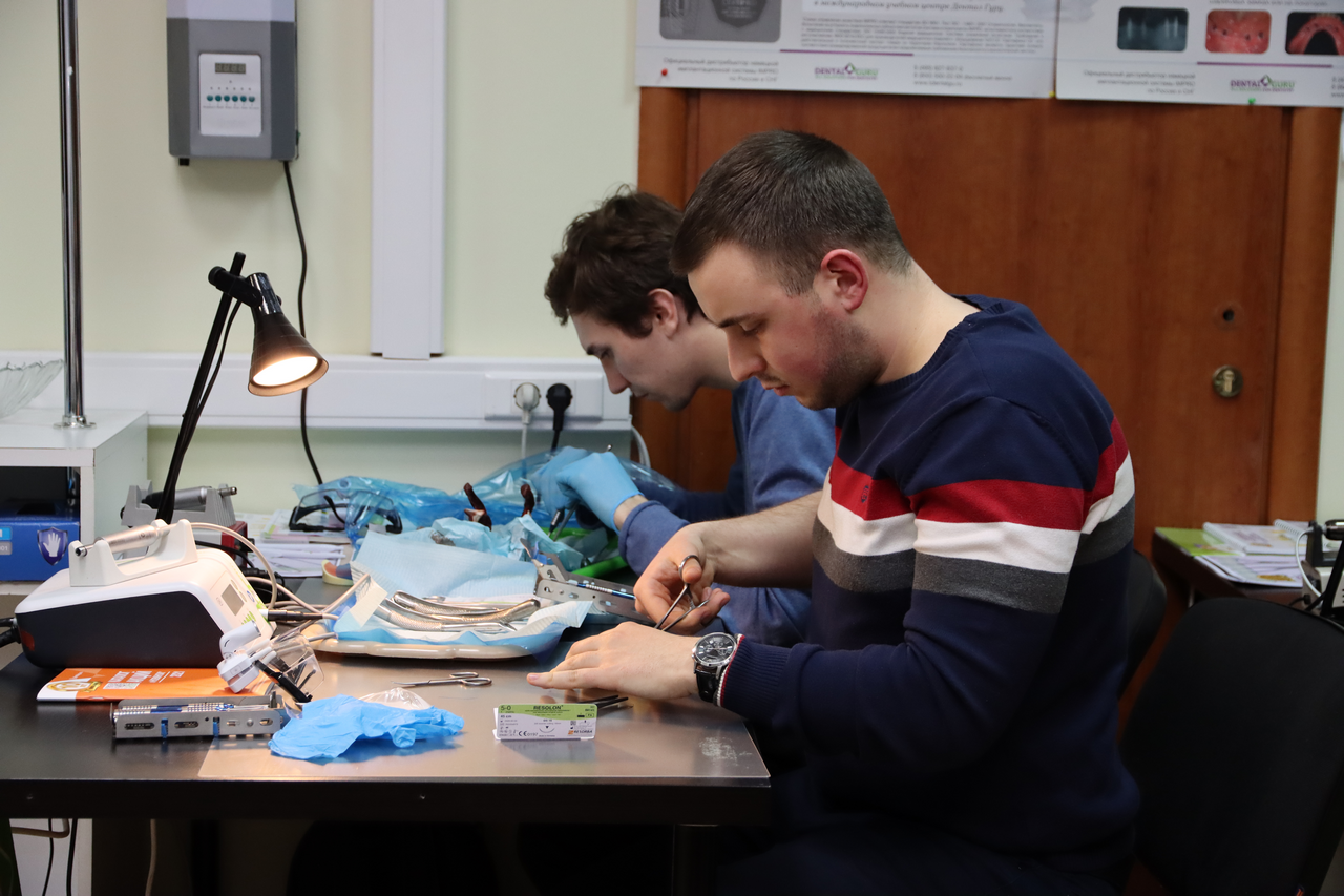 Атравматичное удаление зубов и методики наложения швов 26.01.22