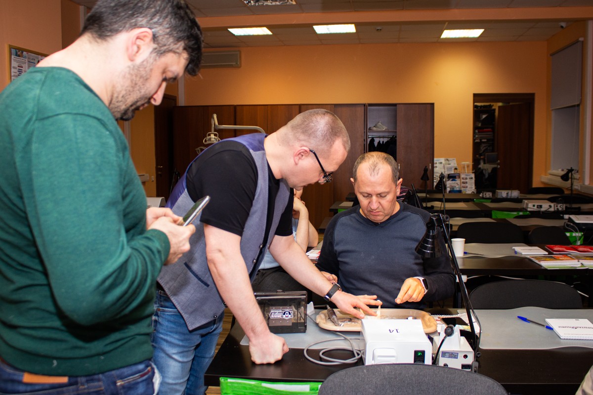 Стоматологическая реабилитация с помощью ангулированных имплантатов. 5 февраля 2020, Данилов Александр Алексеевич