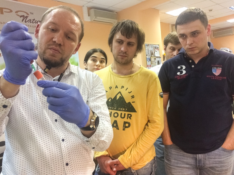 Атравматичное удаление зубов и методики наложения швов