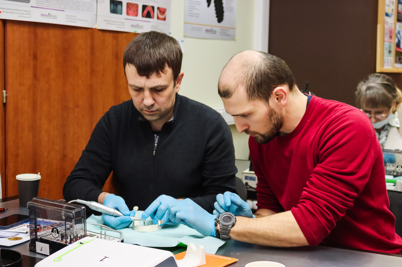 Стоматологическая реабилитация с помощью ангулированных имплантатов, 25.02.2022