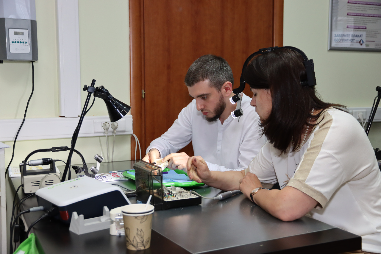 Экспертный курс по тотальной имплантации и протезированию при полном отсутствии зубов