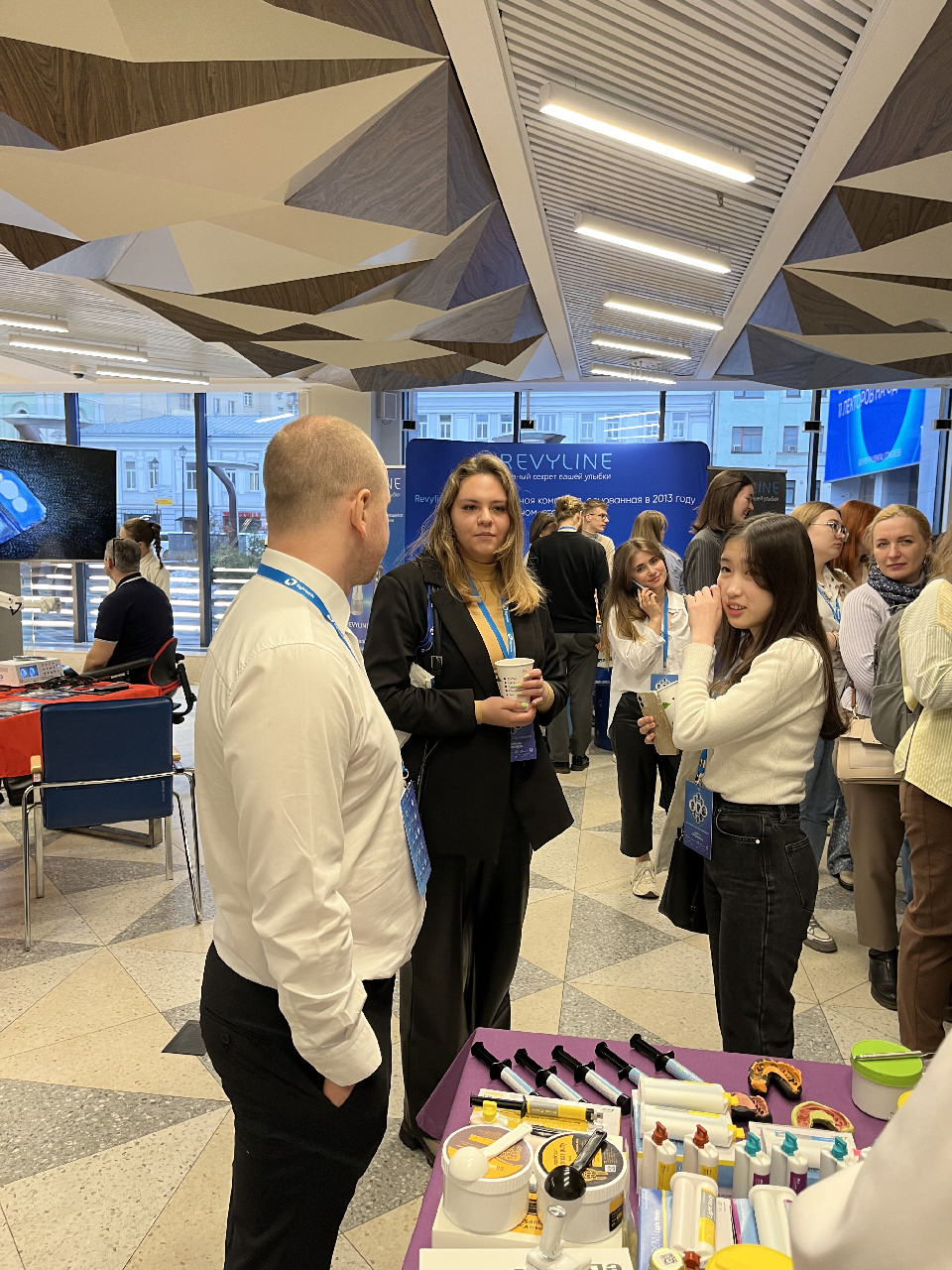 EIGHTEETH DENTAL CONGRESS