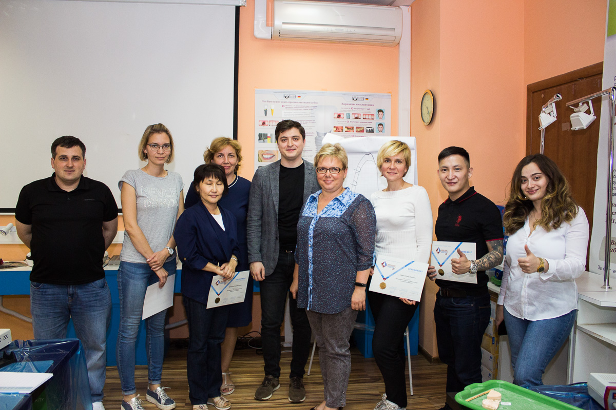 Препарирование зубов под цельнокерамические реставрации во фронтальном отделе. 3 сентября 2019, Султанов К.С.