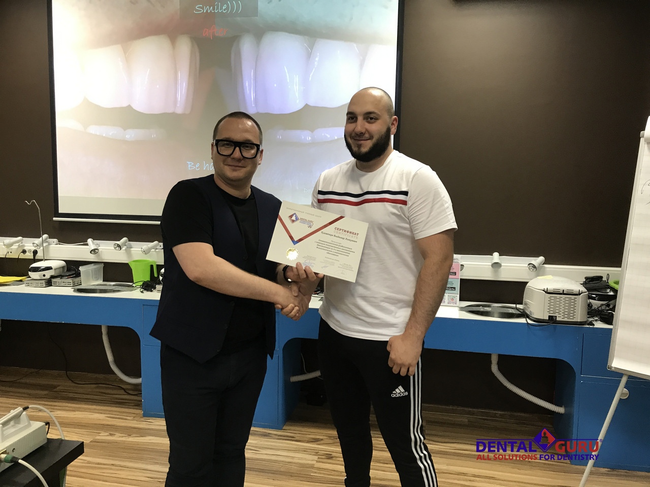 25.06.2021 Стоматологическая реабилитация с помощью ангулированных имплантатов. Имплантация на 4-х имплантатах. Физиологическое и анатомическое обоснование