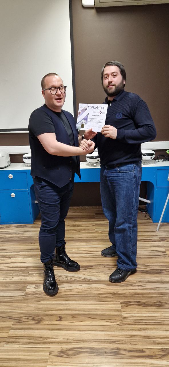 Стоматологическая реабилитация с помощью ангулированных имплантатов