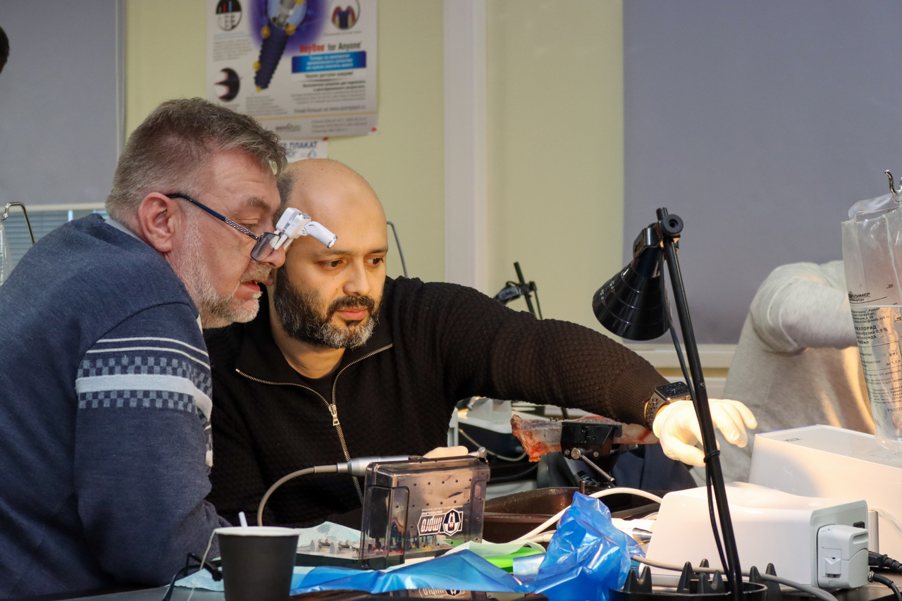 Продвинутый курс по имплантации. Костная пластика и синус-лифтинг