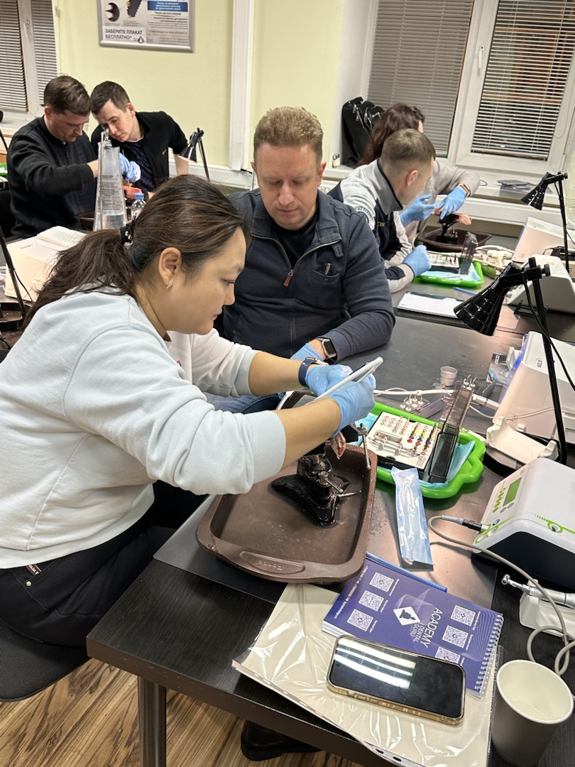 Продвинутый курс по имплантации. Костная пластика и синус-лифтинг