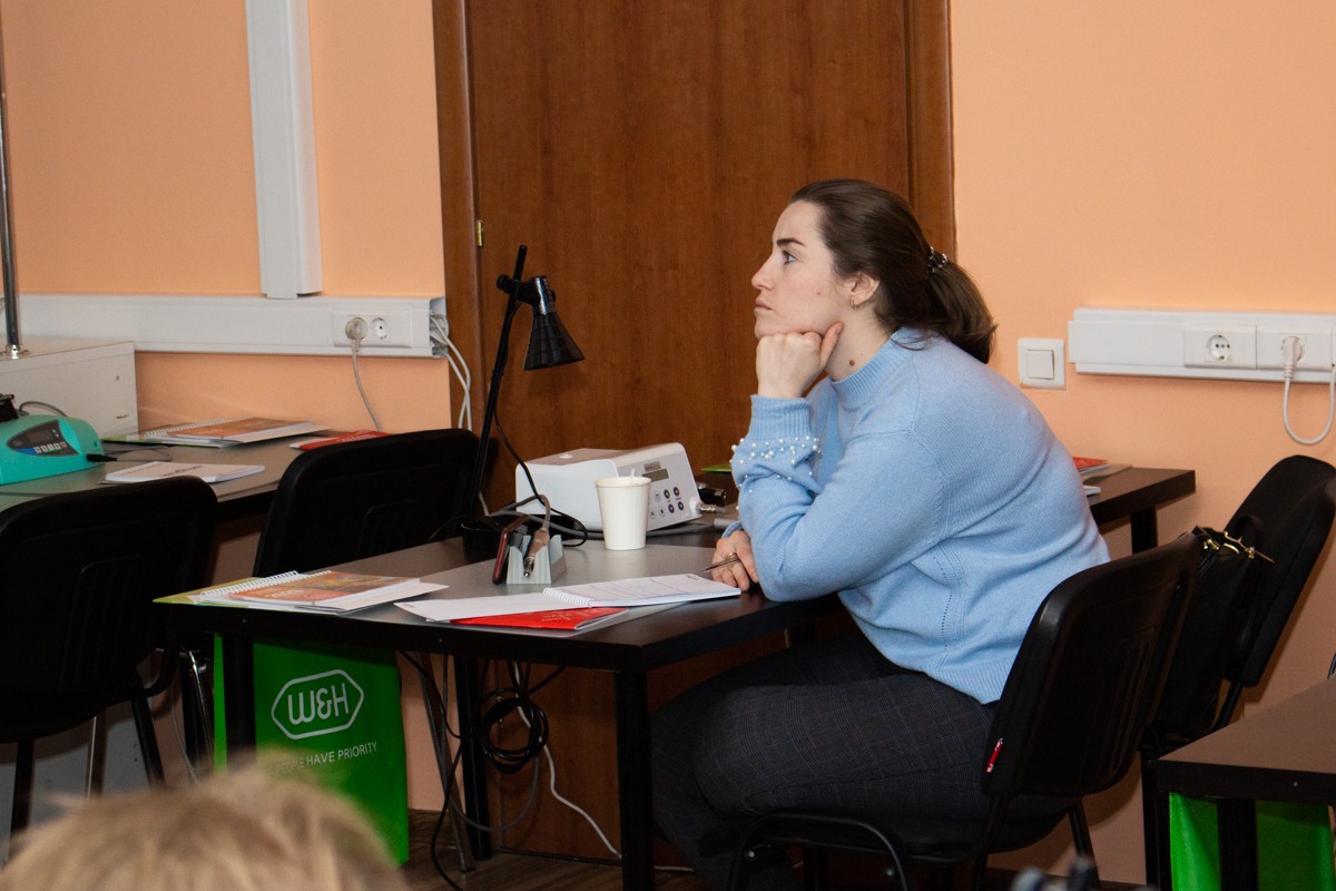 Стоматологическая реабилитация с помощью ангулированных имплантатов. 5 февраля 2020, Данилов Александр Алексеевич