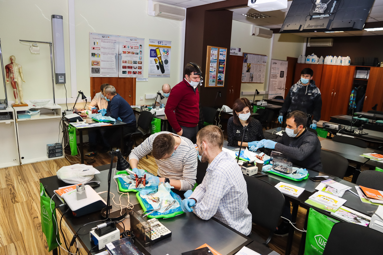 Виталий Панцулая: одномоментная имплантация и немедленная нагрузка