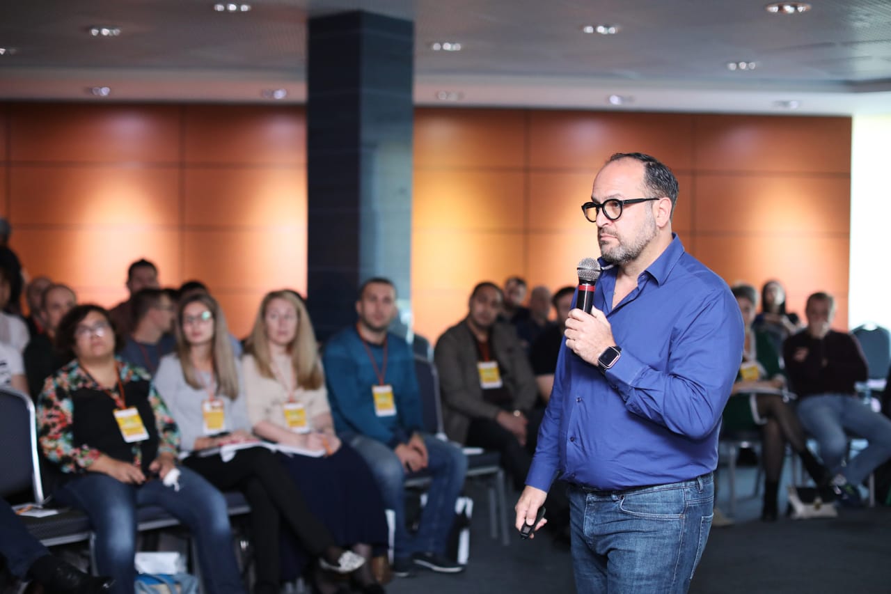 22 октября: Road Show Ховарда Глюкмана в Ростове-на-Дону