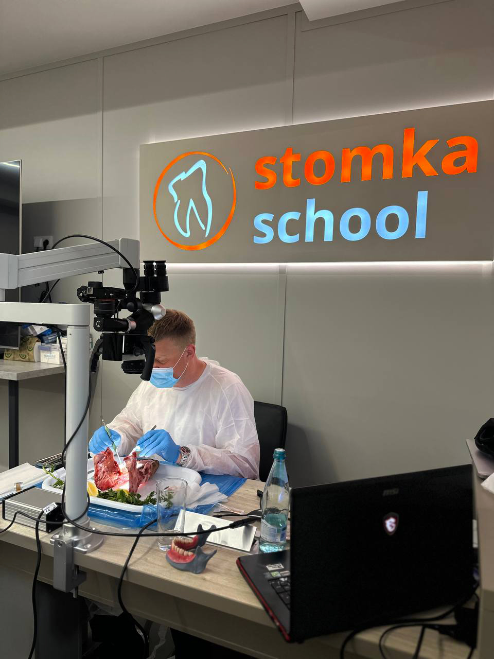 Пластика мягких тканей в периимплантатной области