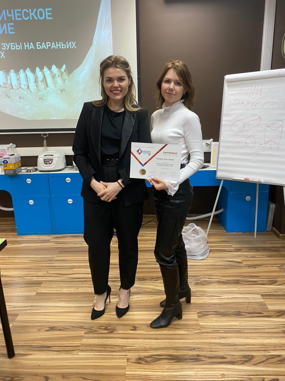 Атравматичное удаление зубов и методики наложения швов. Пост-релиз 09.04.21