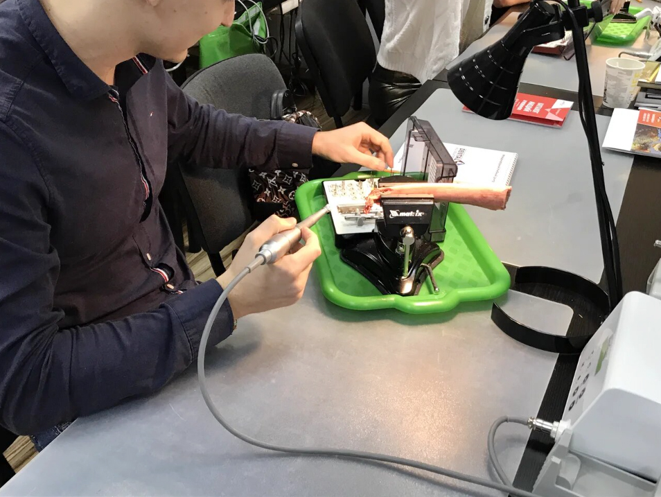 Базовый курс по имплантации, 18-19 января 2020г.