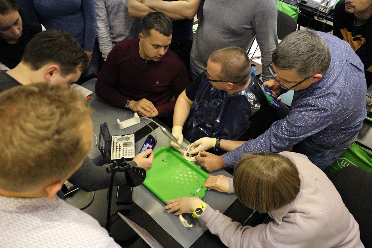 Стоматологическая реабилитация с помощью ангулированных имплантатов. Пост-релиз 4 декабря