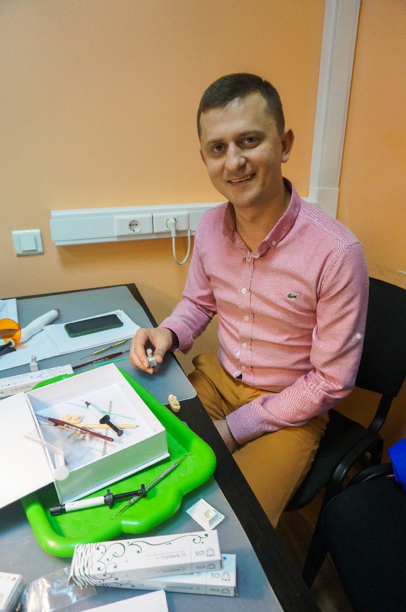 Прямые методы реставраций жевательной группы зубов, 19 сентября