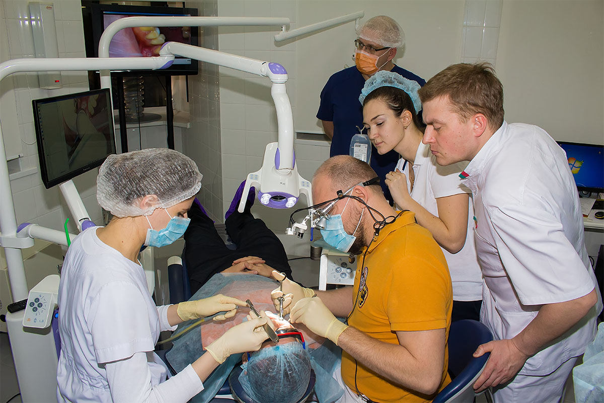 Модульный курс - Обучение секретам и нюансам имплантации на практике в условиях клиники