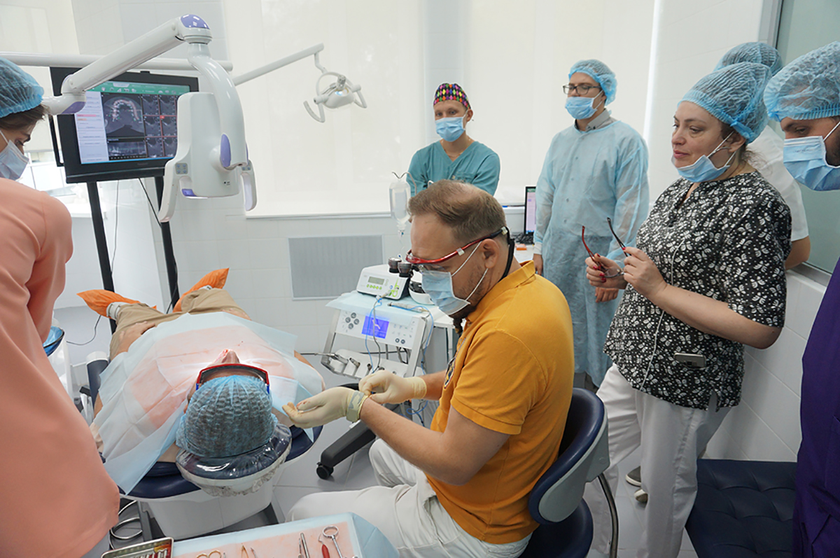 Обучение секретам и нюансам имплантации на практике в условиях клиники. 21-24 августа 2019, Хабиев Камиль Наильевич