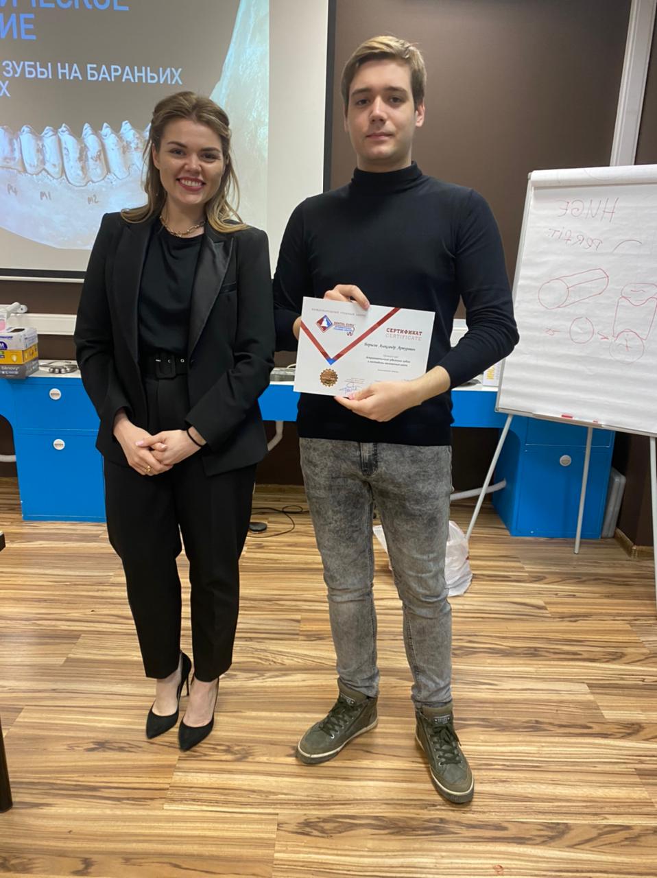 Атравматичное удаление зубов и методики наложения швов. Пост-релиз 09.04.21