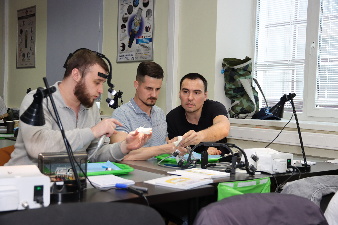 Экспертный курс по тотальной имплантации и протезированию при полном отсутствии зубов