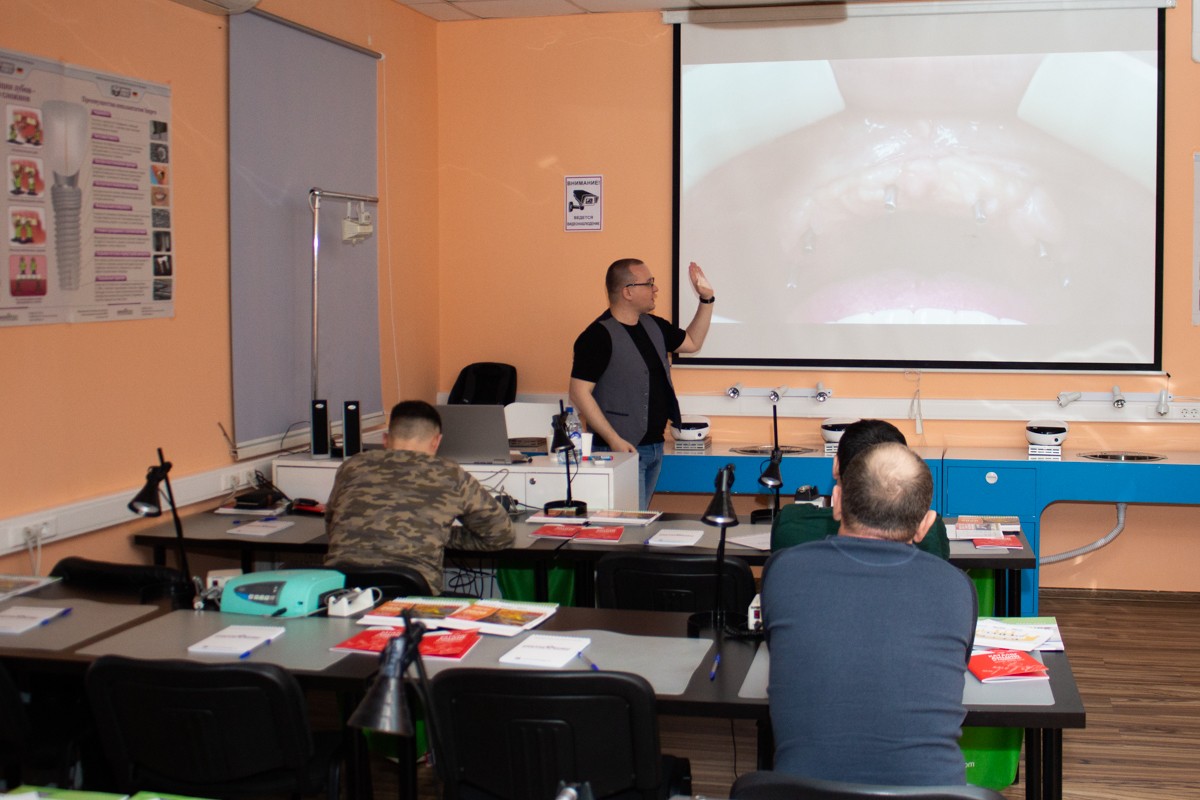 Стоматологическая реабилитация с помощью ангулированных имплантатов. 5 февраля 2020, Данилов Александр Алексеевич