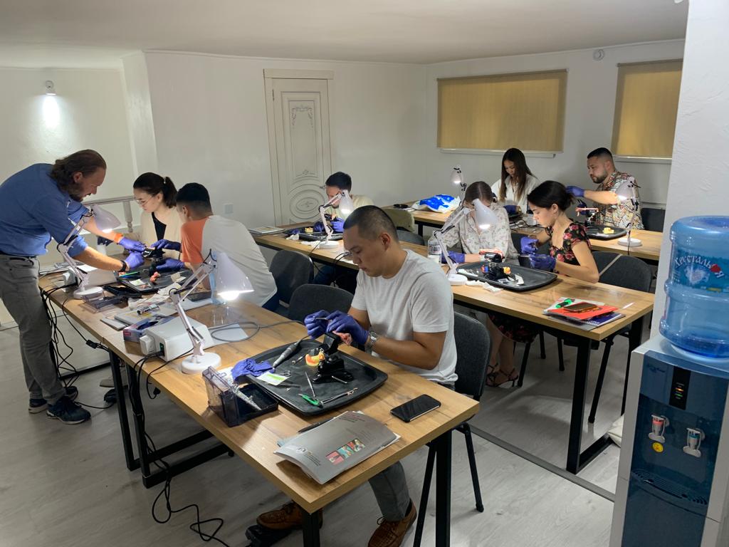 Астана 24-25 июля: Фундаментальный курс по имплантации