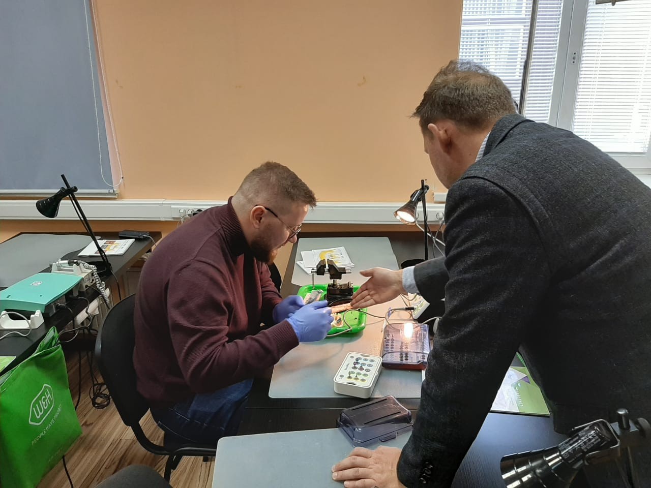 Фундаментальный курс по имплантации. Практическая сессия 19 сентября 2020