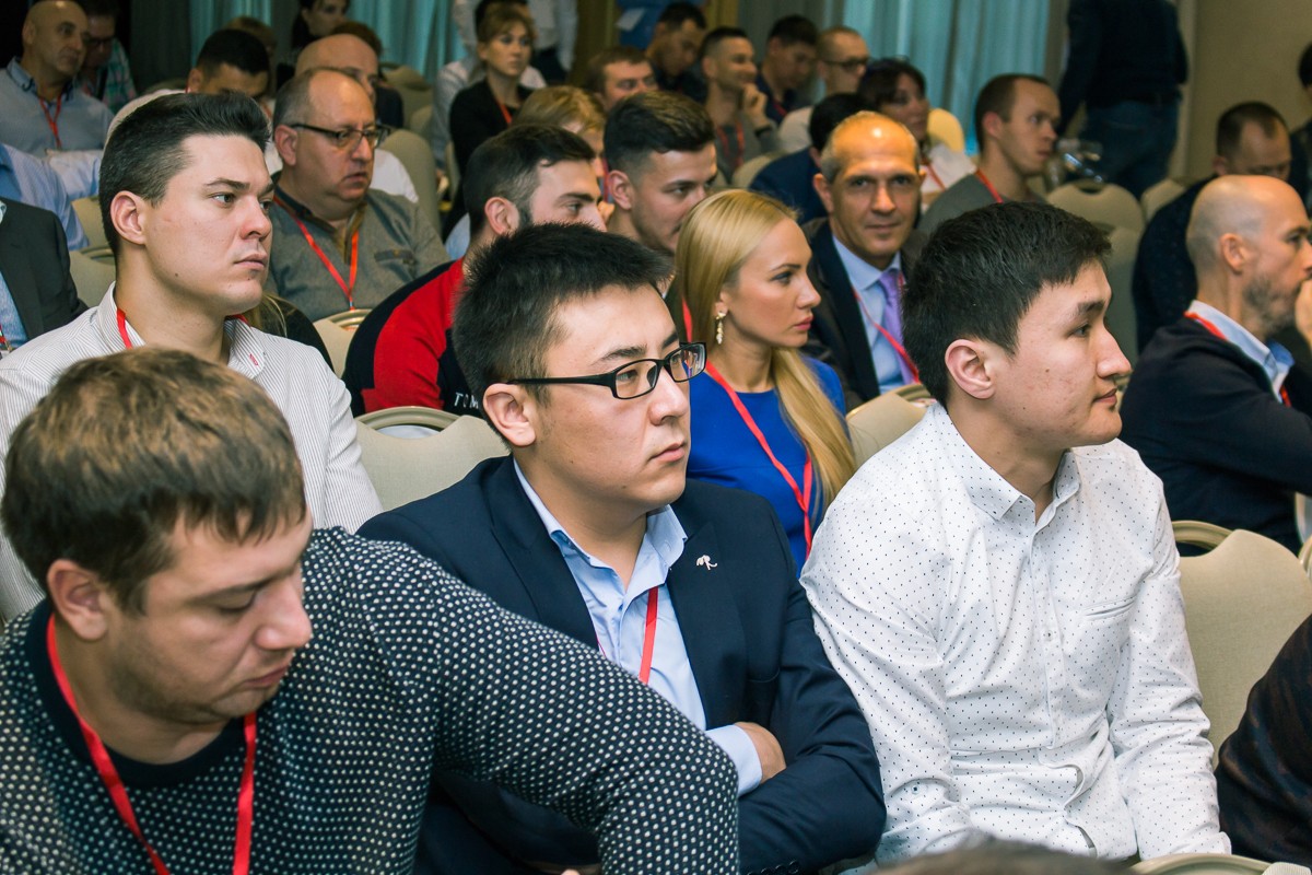 Большой Московский Имплантологический Конгресс с Ховардом Глюкманом 17 октября