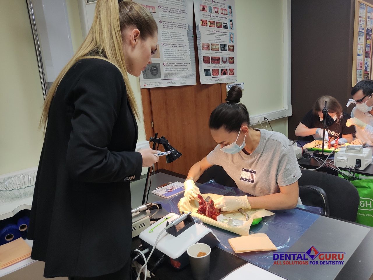 Атравматичное удаление зубов и методики наложения швов. Пост-релиз 3 августа 2021