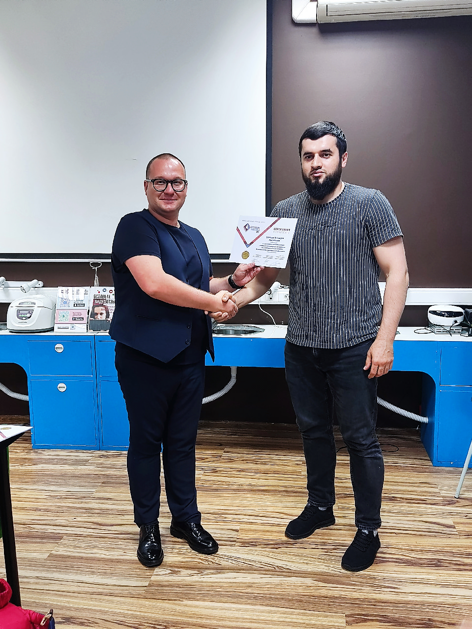 Стоматологическая реабилитация с помощью ангулированных имплантатов