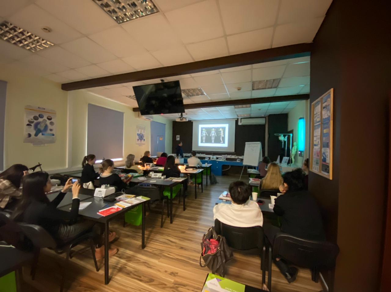 Прямые композитные виниры. Полный алгоритм и немного больше. Пост-релиз 3 марта 2021