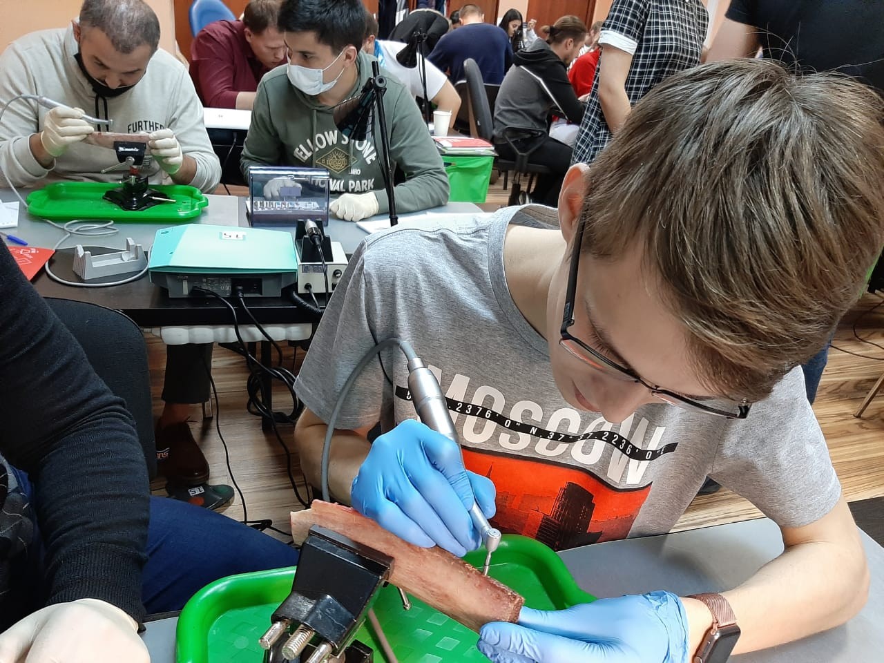 Базовый курс по имплантации, 10-11 октября 2020г.