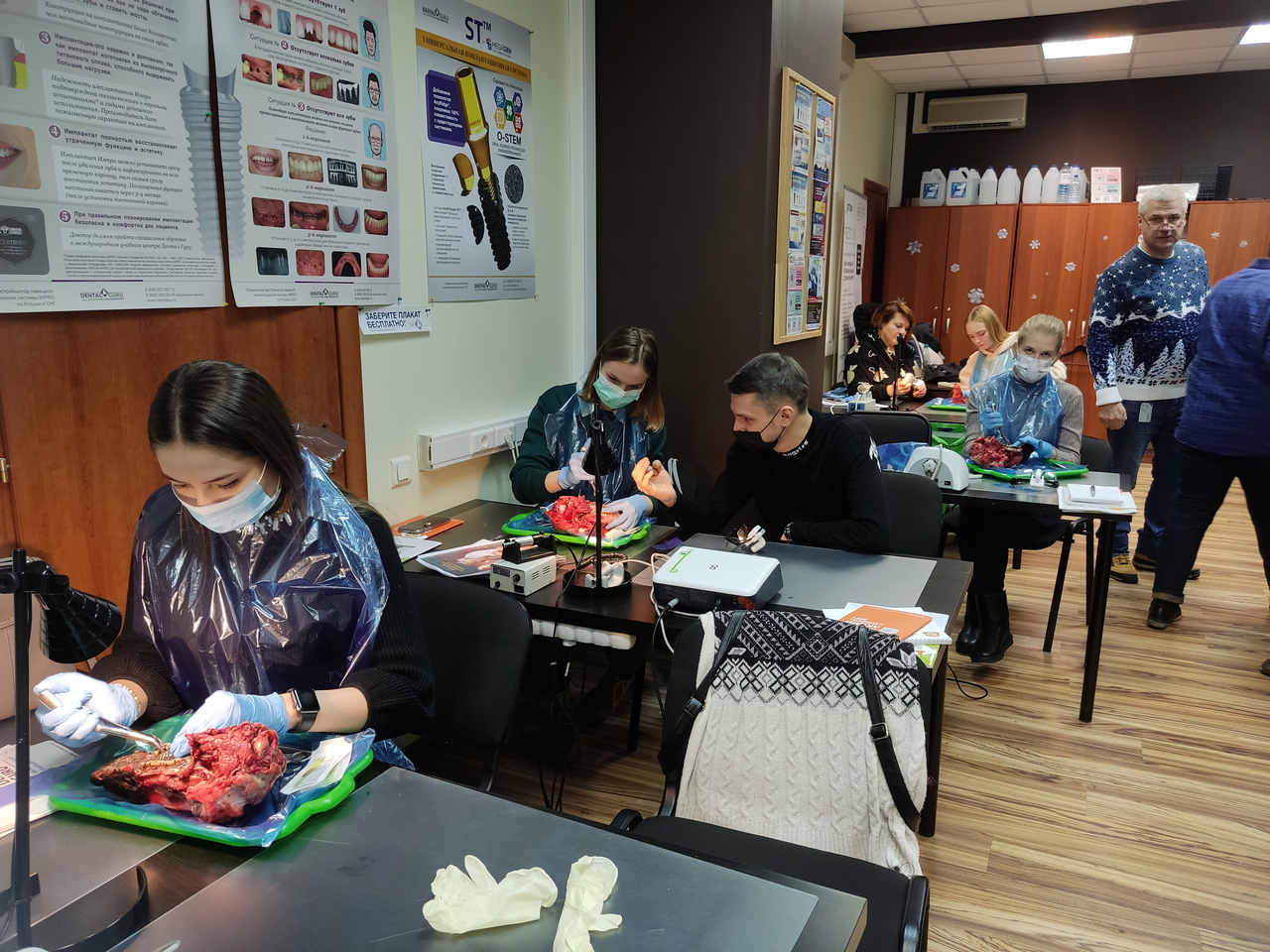 Атравматичное удаление зубов и методики наложения швов. Программа Камиля Наильевича Хабиева