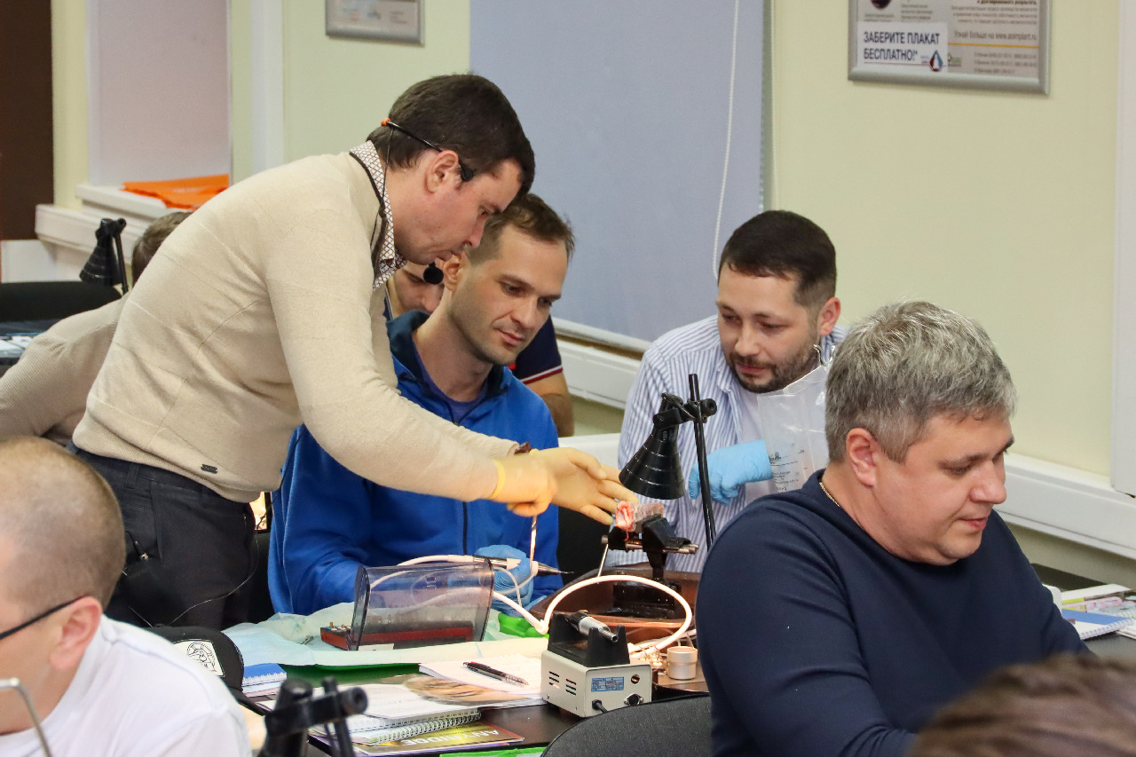 Продвинутый курс по имплантации: костная пластика и синус-лифтинг 13-14 сентября