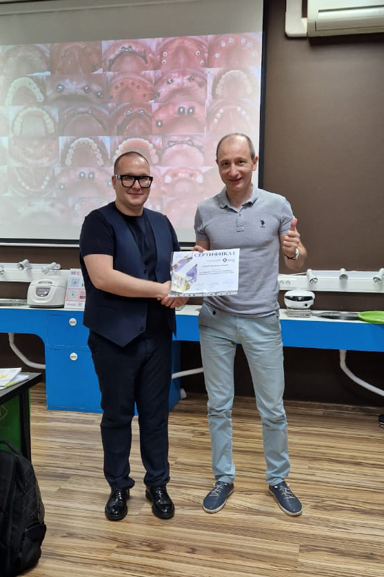 Экспертный курс по тотальной имплантации и протезированию при полном отсутствии зубов 20.08