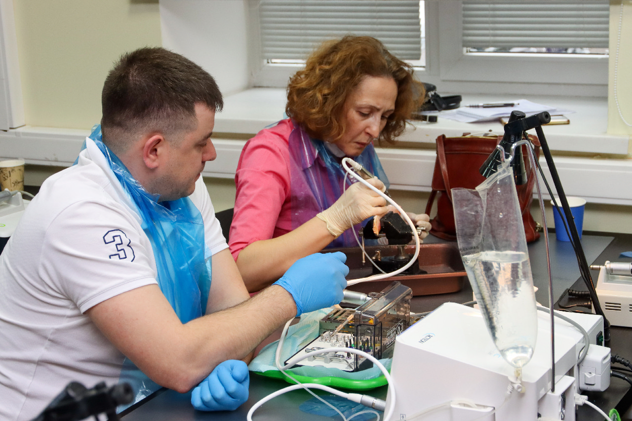 Продвинутый курс по имплантации. Костная пластика и синус-лифтинг