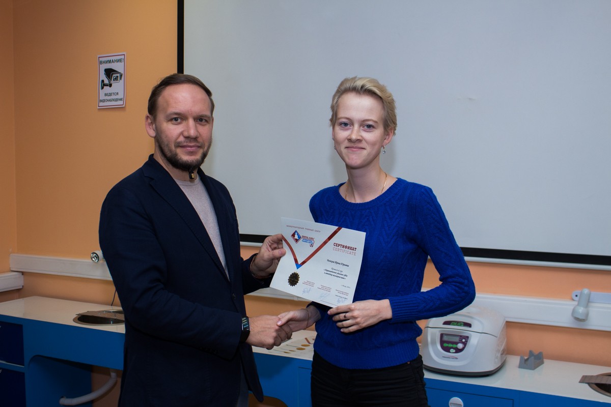 21 ноября 2019: курс Камиля Наильевича Хабиева «Атравматичное удаление зубов и методики наложения швов».