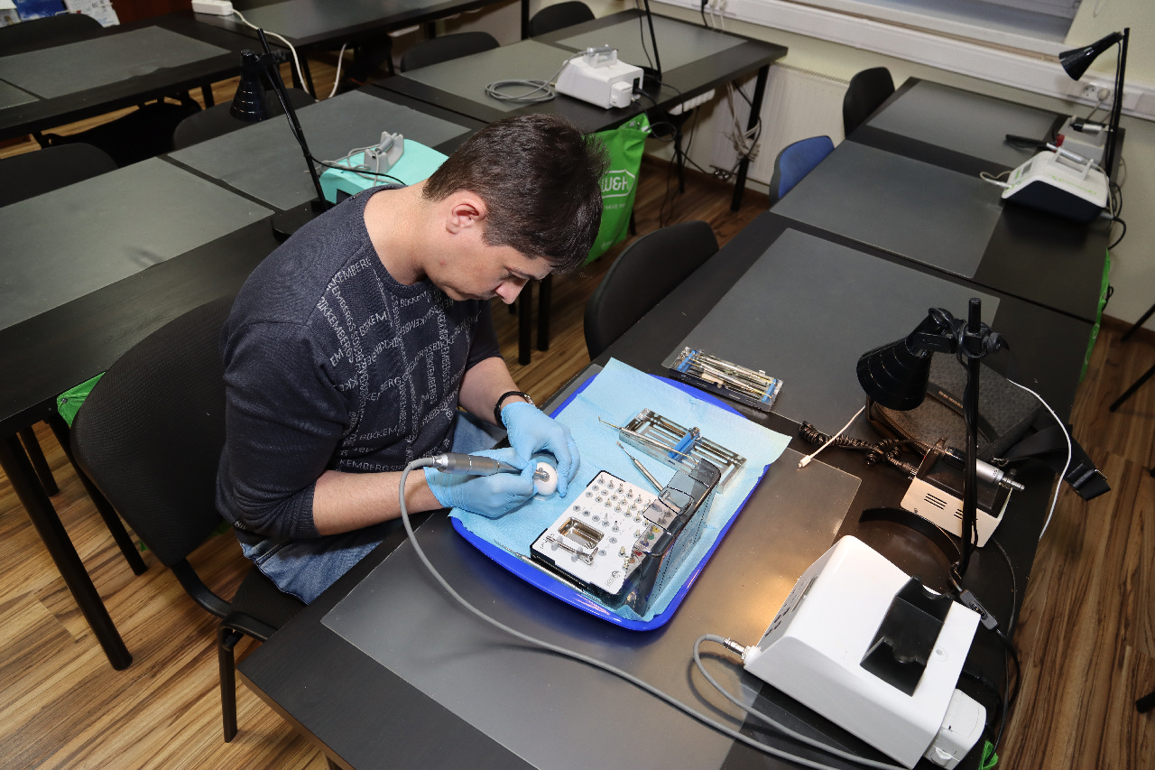 Продвинутый курс по имплантации