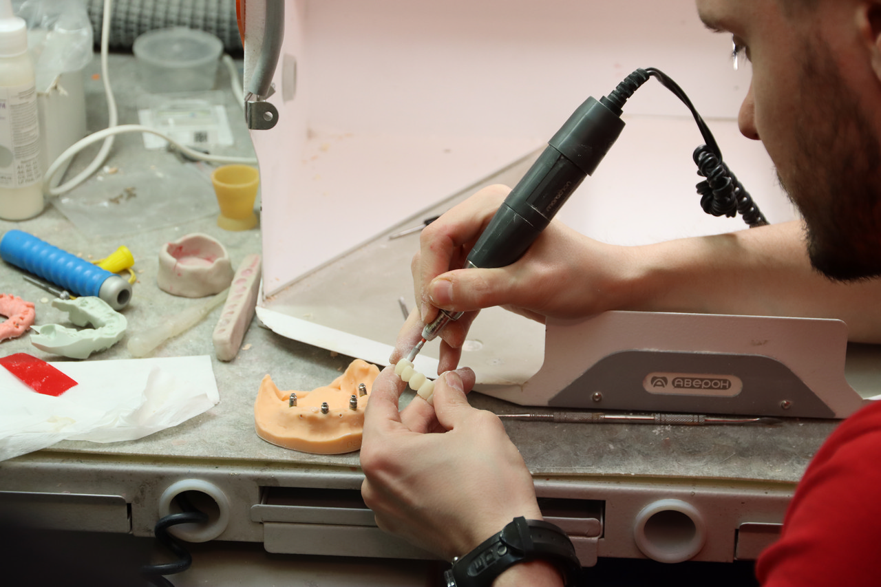 Продвинутый курс R2Gate+ExoCAD. Практика на беззубой челюсти