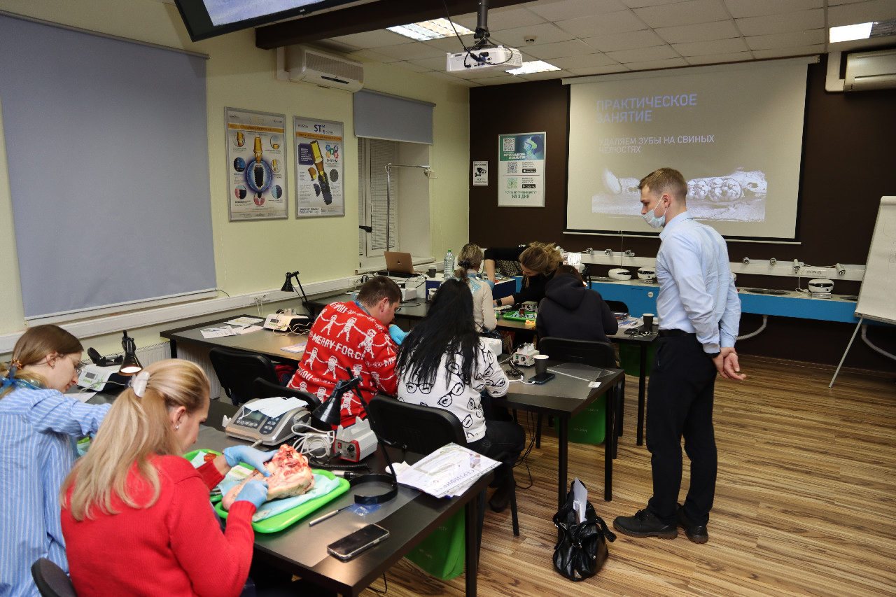 Атравматичное удаление зубов и методики наложения швов