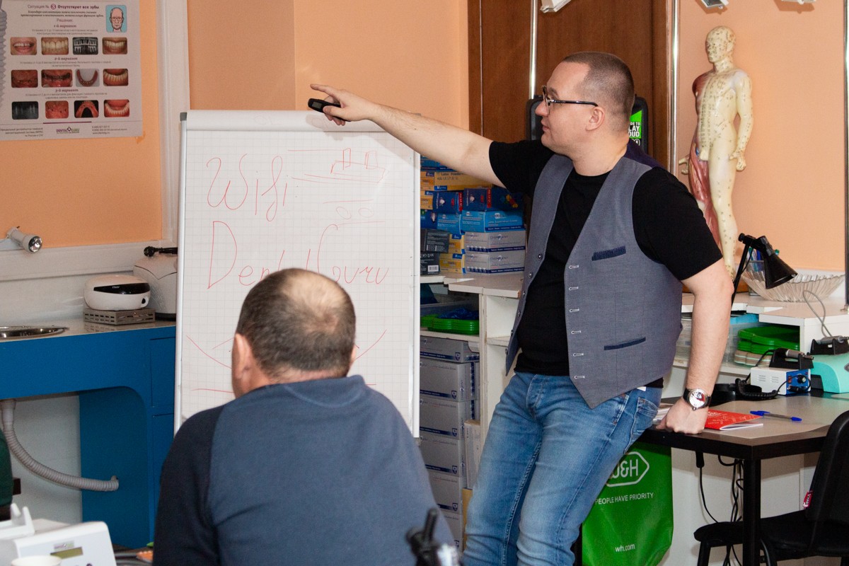 Стоматологическая реабилитация с помощью ангулированных имплантатов. 5 февраля 2020, Данилов Александр Алексеевич