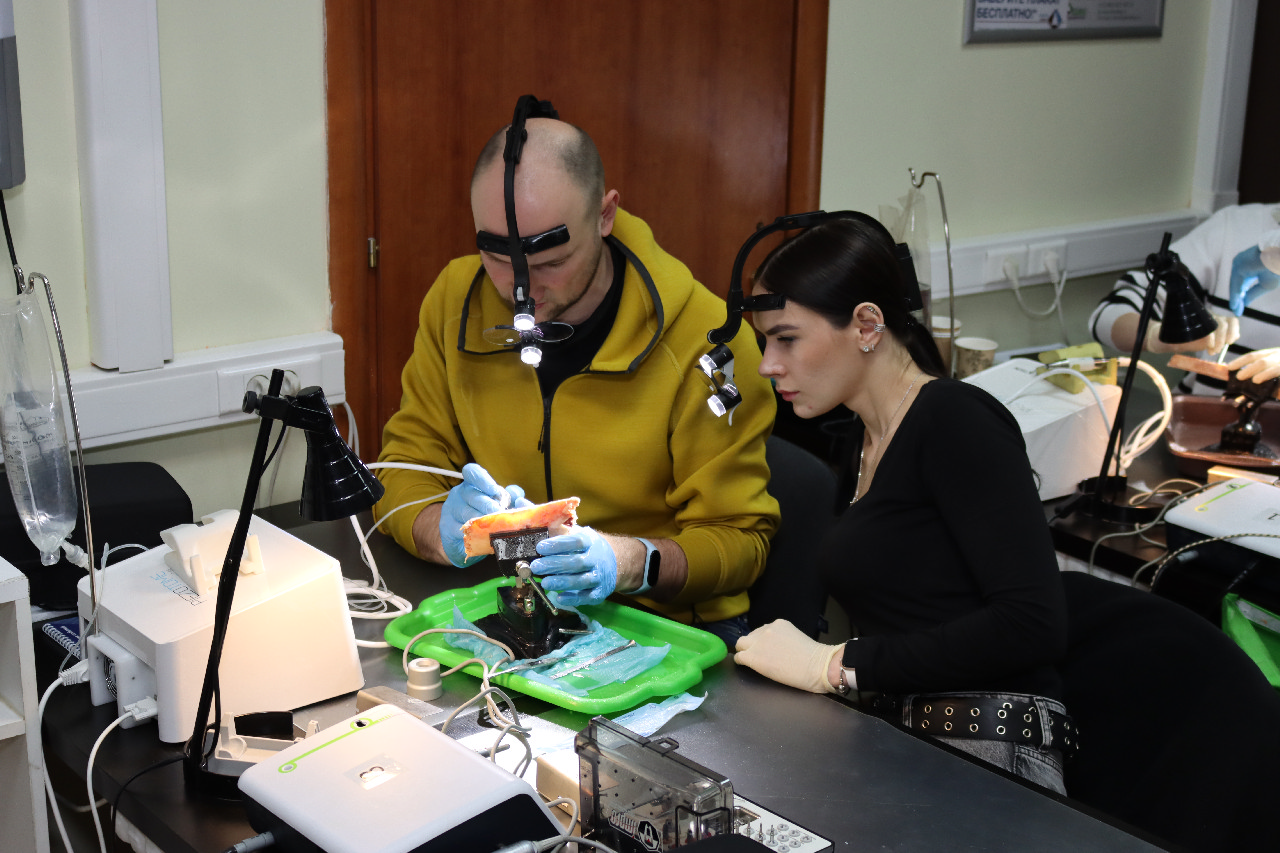 Продвинутый курс по имплантации: костная пластика и синус-лифтинг