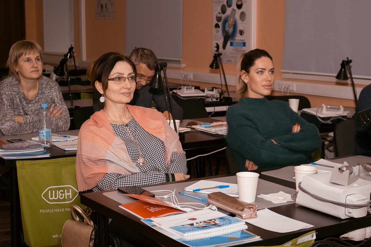 Создание цельнокерамической реставрации в полной анатомии по CAD/CAM с окрашиванием. 8 октября, Станислав Белоус