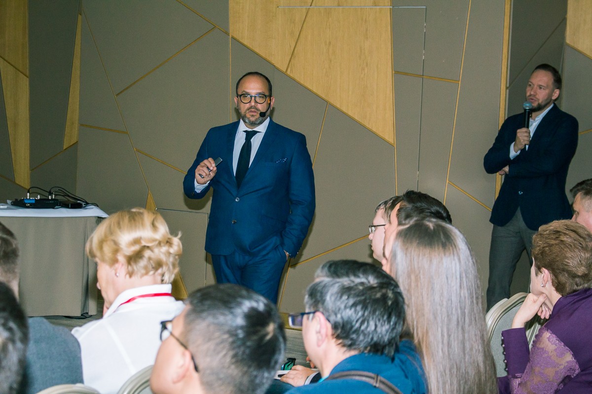 Большой Московский Имплантологический Конгресс с Ховардом Глюкманом 17 октября