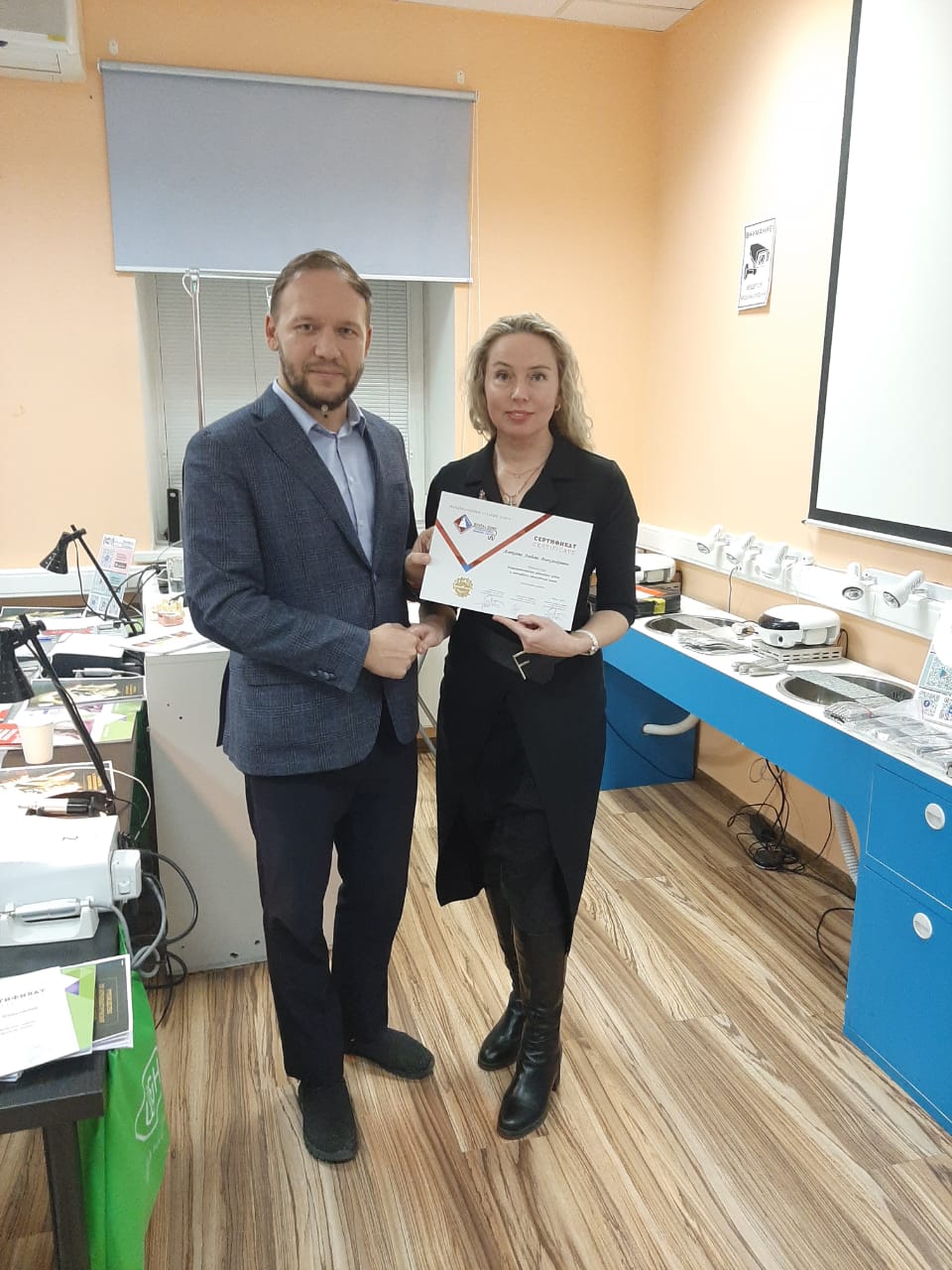 Атравматичное удаление зубов и методики наложения швов. Пост-релиз 11.12.20