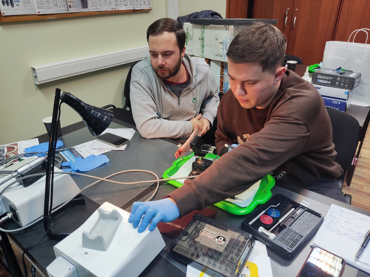 Продвинутый курс по имплантации. Костная пластика и синус-лифтинг