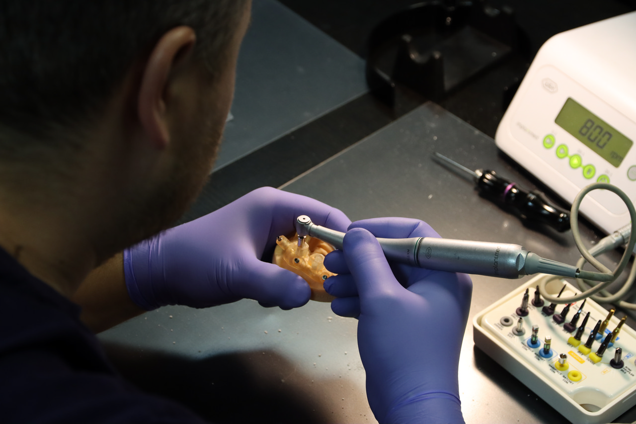 Продвинутый курс R2Gate+ExoCAD. Практика на беззубой челюсти