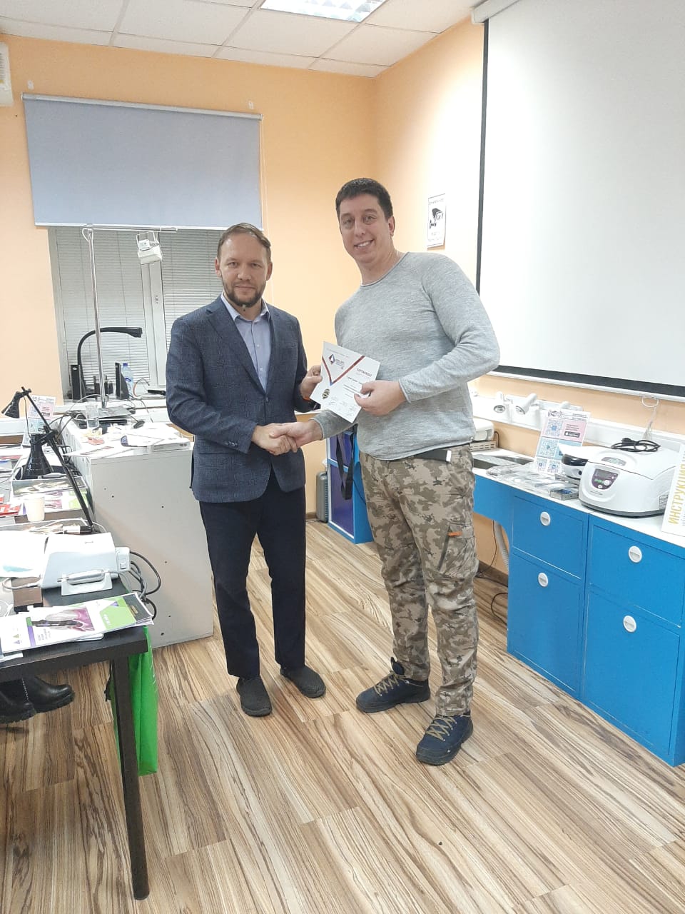 Атравматичное удаление зубов и методики наложения швов. Пост-релиз 11.12.20